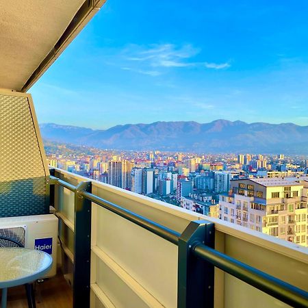 Sky Apartments Батуми Екстериор снимка