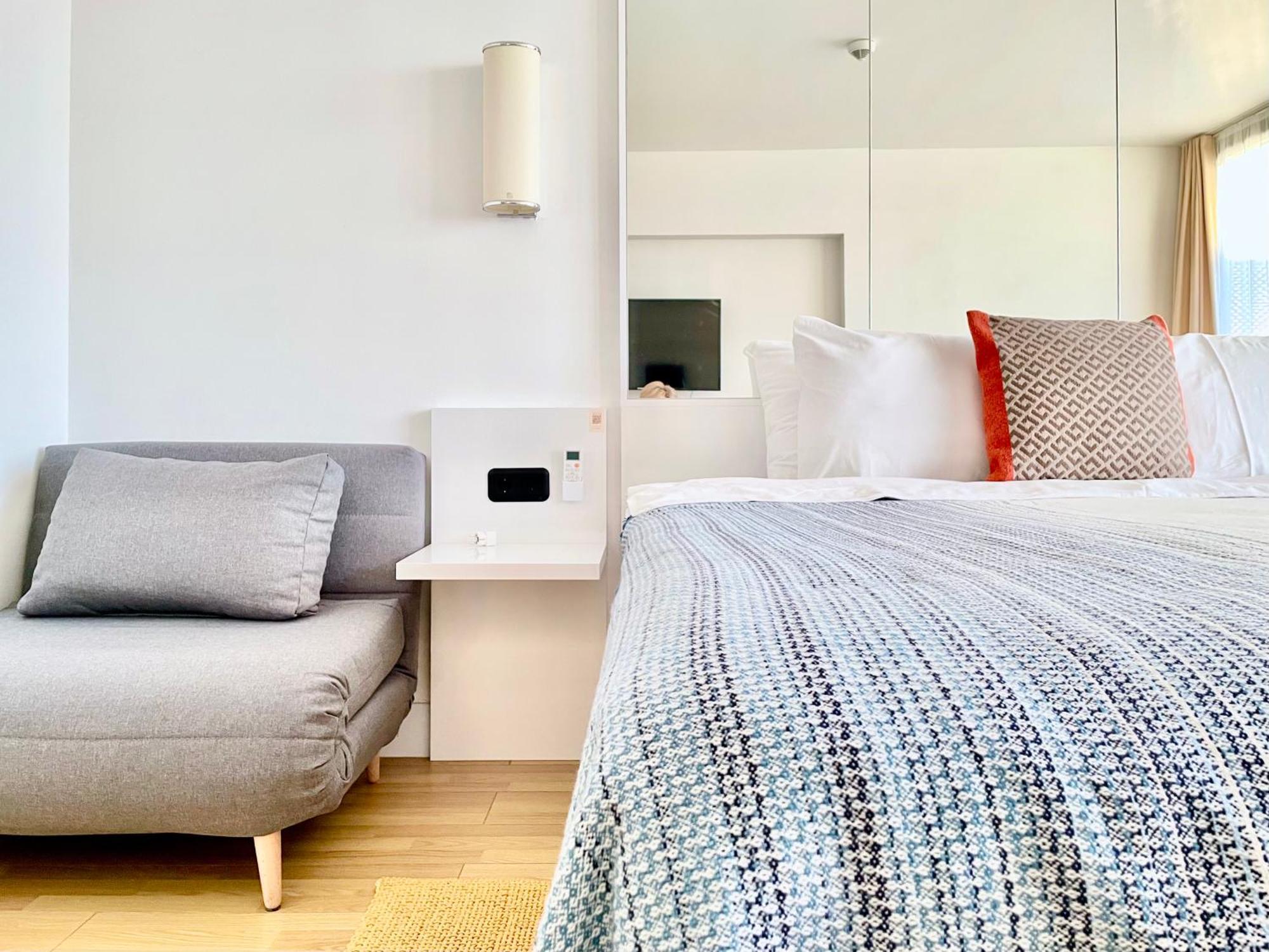 Sky Apartments Батуми Екстериор снимка