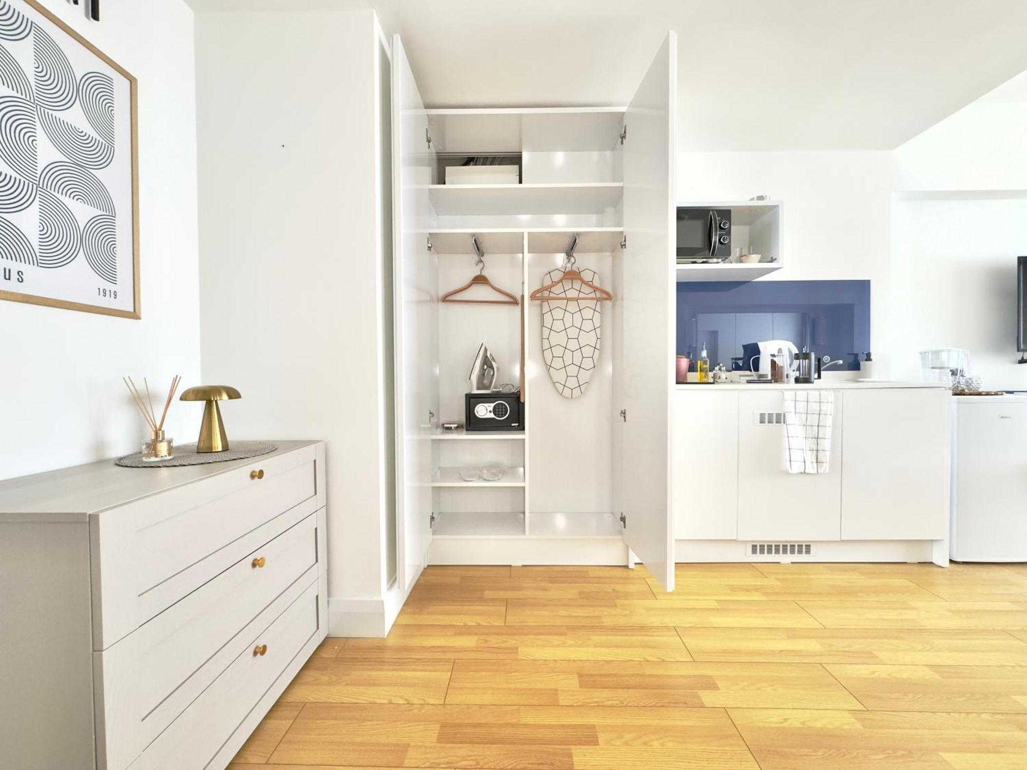 Sky Apartments Батуми Екстериор снимка